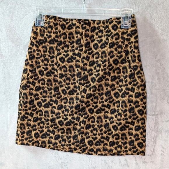 NWT‎ Endless Rose High Waist Band Leopard Print Mini Skirt XS - Picture 1 of 12